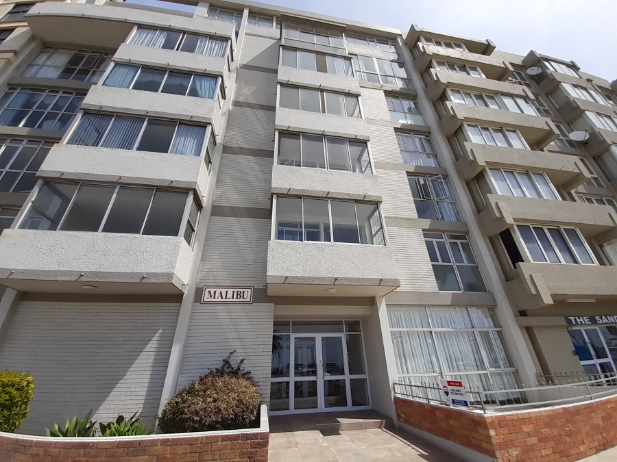 To Let 1 Bedroom Property for Rent in Humewood Eastern Cape